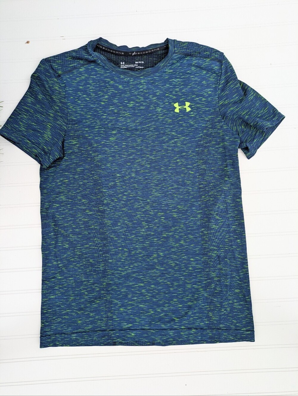 Under Armour Fitted Smooth Tech Athletic Tee